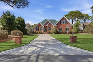2816 St James Dr SE, Southport, NC 28461 - Photo 2