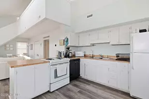 177 Ocean Blvd E, Holden Beach, NC 28462 - Photo 24