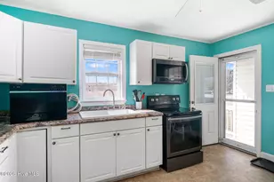 314 S Kennedy St, Beulaville, NC 28518 - Photo 10