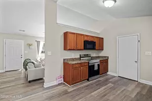 201 Michel Ct, Hubert, NC 28539 - Photo 8