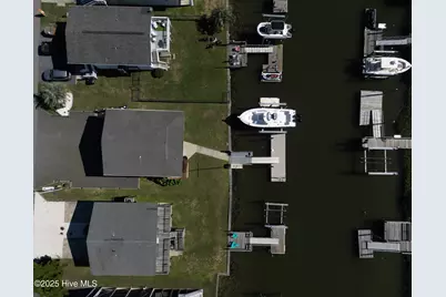 117 Salisbury Street, Holden Beach, NC 28462 - Photo 36