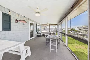 117 Salisbury St, Holden Beach, NC 28462 - Photo 22