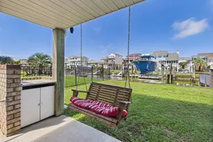 117 Salisbury St, Holden Beach, NC 28462 - Photo 24