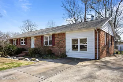 2909 Northwoods Drive, Jacksonville, NC 28540 - Photo 4