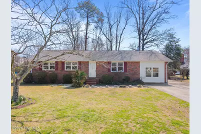 2909 Northwoods Drive, Jacksonville, NC 28540 - Photo 2