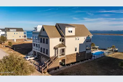 227 Back Street, Newport, NC 28570 - Photo 1