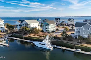 227 Back St, Newport, NC 28570 - Photo 22