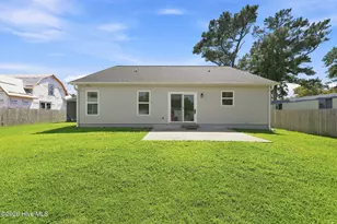 621 W Beaufort Rd, Beaufort, NC 28516 - Photo 40