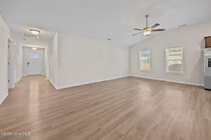621 W Beaufort Rd, Beaufort, NC 28516 - Photo 8
