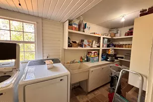 900 Beaman St, Clinton, NC 28328 - Photo 8