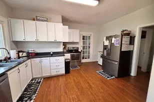 900 Beaman St, Clinton, NC 28328 - Photo 6