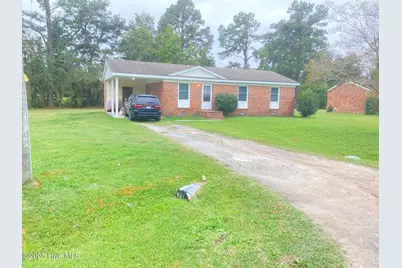 1405 Mockingbird Lane, New Bern, NC 28562 - Photo 2