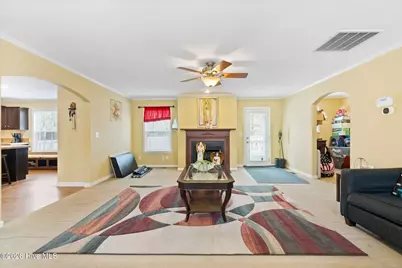 7041 Ruth Avenue, Wilmington, NC 28411 - Photo 10