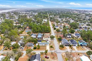 304 NE 50th St, Oak Island, NC 28465 - Photo 10