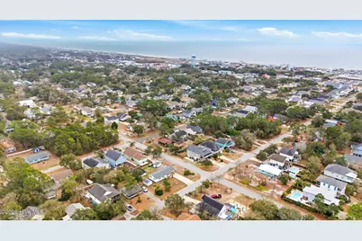 304 NE 50th Street, Oak Island, NC 28465 - Photo 22