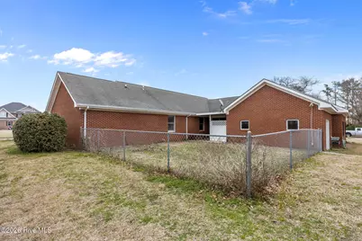 1601 River Bluff Road, Morehead City, NC 28557 - Photo 36