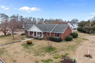 1601 River Bluff Rd, Morehead City, NC 28557 - Photo 38