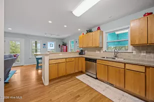 103 SE 27th St, Oak Island, NC 28465 - Photo 24