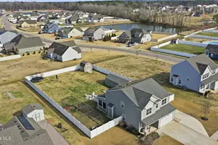 124 Parrish Point Ln, Moyock, NC 27958 - Photo 4