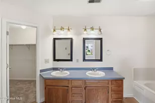 123 W Victoria Ct, Greenville, NC 27834 - Photo 24