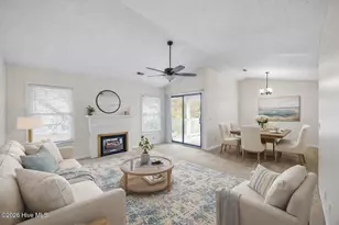 123 W Victoria Ct, Greenville, NC 27834 - Photo 2