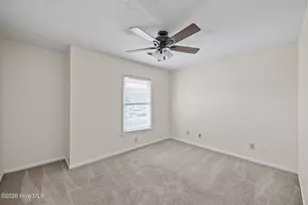 123 W Victoria Ct, Greenville, NC 27834 - Photo 10