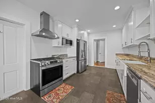 510 W 4th St, Greenville, NC 27834 - Photo 18
