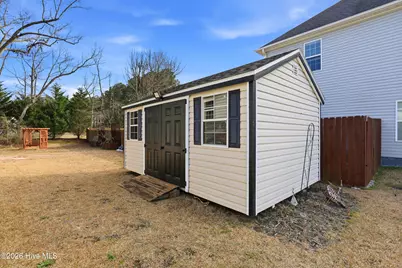210 Kingsmill Drive, Pikeville, NC 27863 - Photo 6