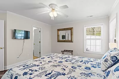 103 NE 5th Street, Oak Island, NC 28465 - Photo 20