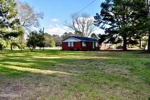 5271 Tobacco Rd, Orrum, NC 28369 - Photo 42