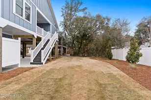 310 NE 58th St, Oak Island, NC 28465 - Photo 40