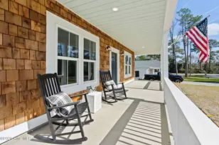 325 N Dyson St, Holly Ridge, NC 28445 - Photo 6