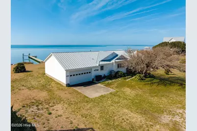1528 Island Road, Harkers Island, NC 28531 - Photo 2