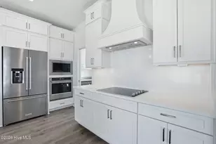 113 Ocean View Ave, Kure Beach, NC 28449 - Photo 24