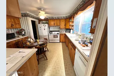 167 Lake Road, Newport, NC 28570 - Photo 32