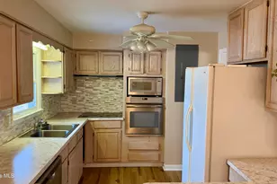 1113 Cherry Tree Dr, New Bern, NC 28562 - Photo 26