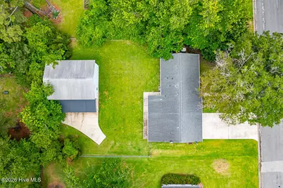 1113 Cherry Tree Drive, New Bern, NC 28562 - Photo 4