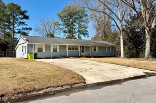 1113 Cherry Tree Dr, New Bern, NC 28562 - Photo 8