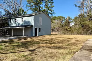 1113 Cherry Tree Dr, New Bern, NC 28562 - Photo 16