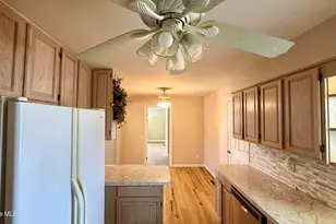 1113 Cherry Tree Dr, New Bern, NC 28562 - Photo 28