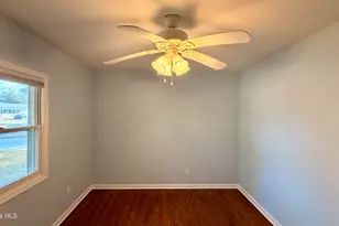 1113 Cherry Tree Dr, New Bern, NC 28562 - Photo 54