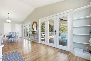 625 S 4th Ave, Kure Beach, NC 28449 - Photo 18