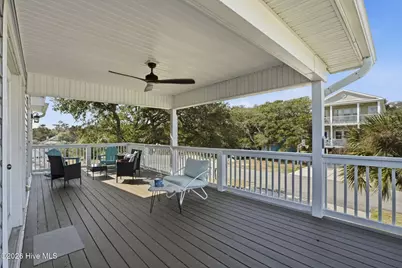 625 S Fourth Avenue, Kure Beach, NC 28449 - Photo 14