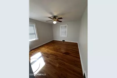 702 E 3rd Street, Greenville, NC 27858 - Photo 8