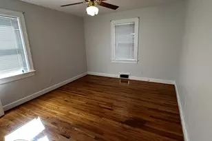 702 E 3rd St, Greenville, NC 27858 - Photo 8