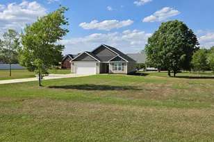 422 Mitchell Farm Rd, Goldsboro, NC 27530 - Photo 2