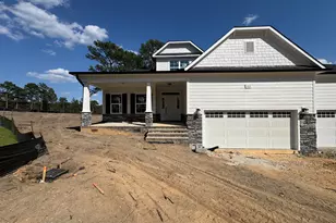 313 Phelps Lk Ln, Aberdeen, NC 28315 - Photo 2