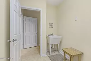 215 E Fort Macon Rd, Atlantic Beach, NC 28512 - Photo 32