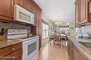 215 E Fort Macon Rd, Atlantic Beach, NC 28512 - Photo 18