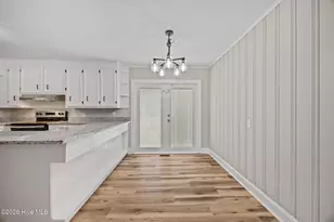 450 Camellia St, Kinston, NC 28504 - Photo 8